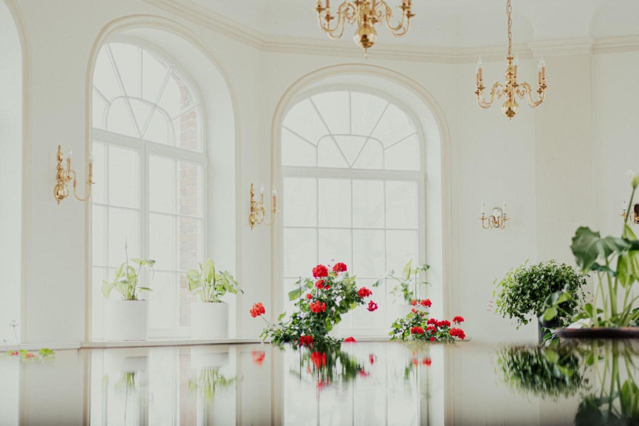 Piena Muiza - Berghof Hotel & Spa Sieksate Экстерьер фото